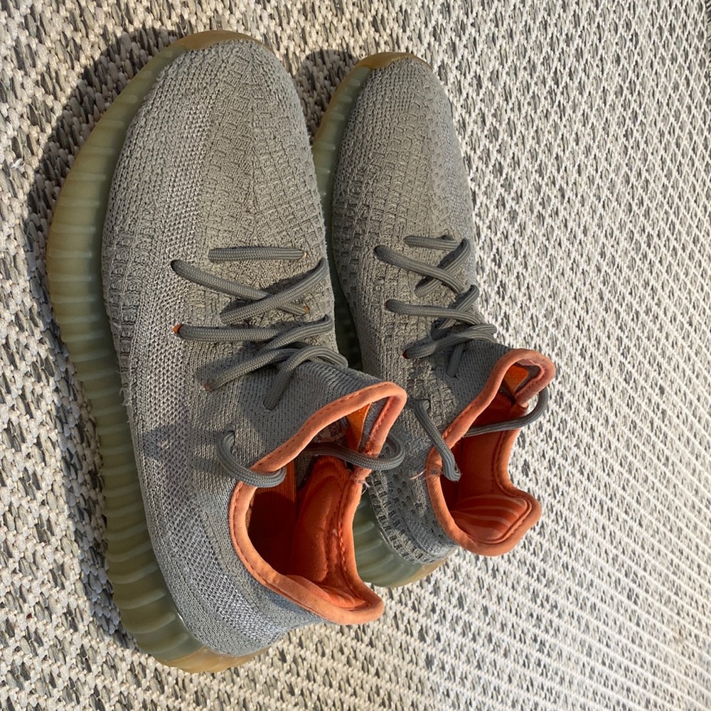 Yeezy Boost 350 v2 adidas